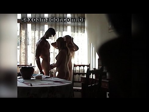 ❤️ Seksisõbrad kutsuvad hiiglasliku mehe ja temaga kolmekesi ☑ Porno at us et.filmepornonline.ru ❌❤